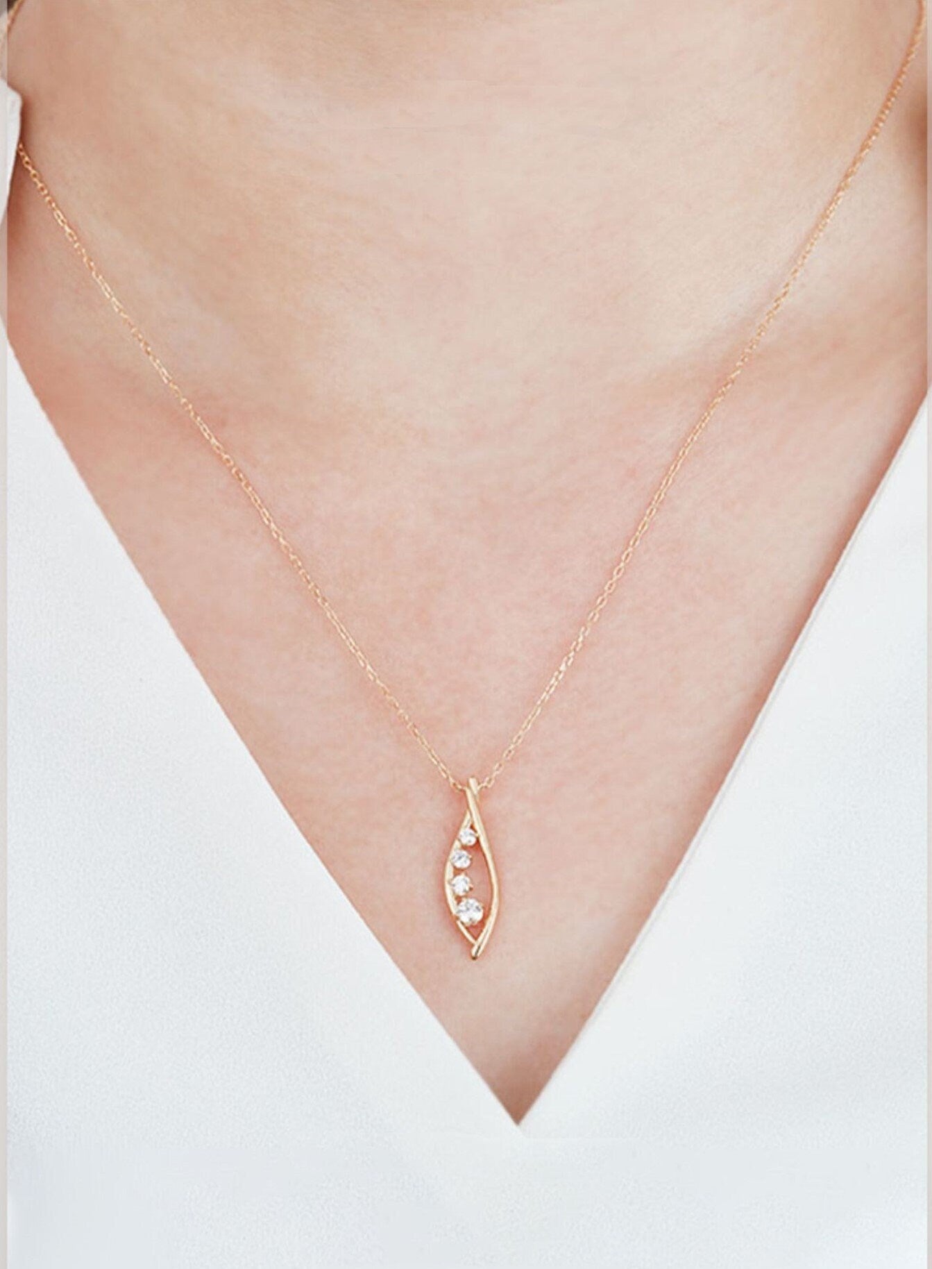 14K Gold Vermeil CZ Waterdrop Necklace, Gold Leaf Necklace, Single Leave Pendant, Minimalist Waterdrop Pendant Necklace, Gift for her, GN70